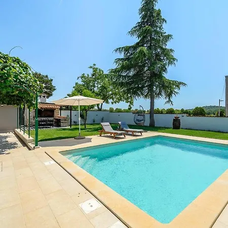 Casa San Cassiano Holiday home Musalez
